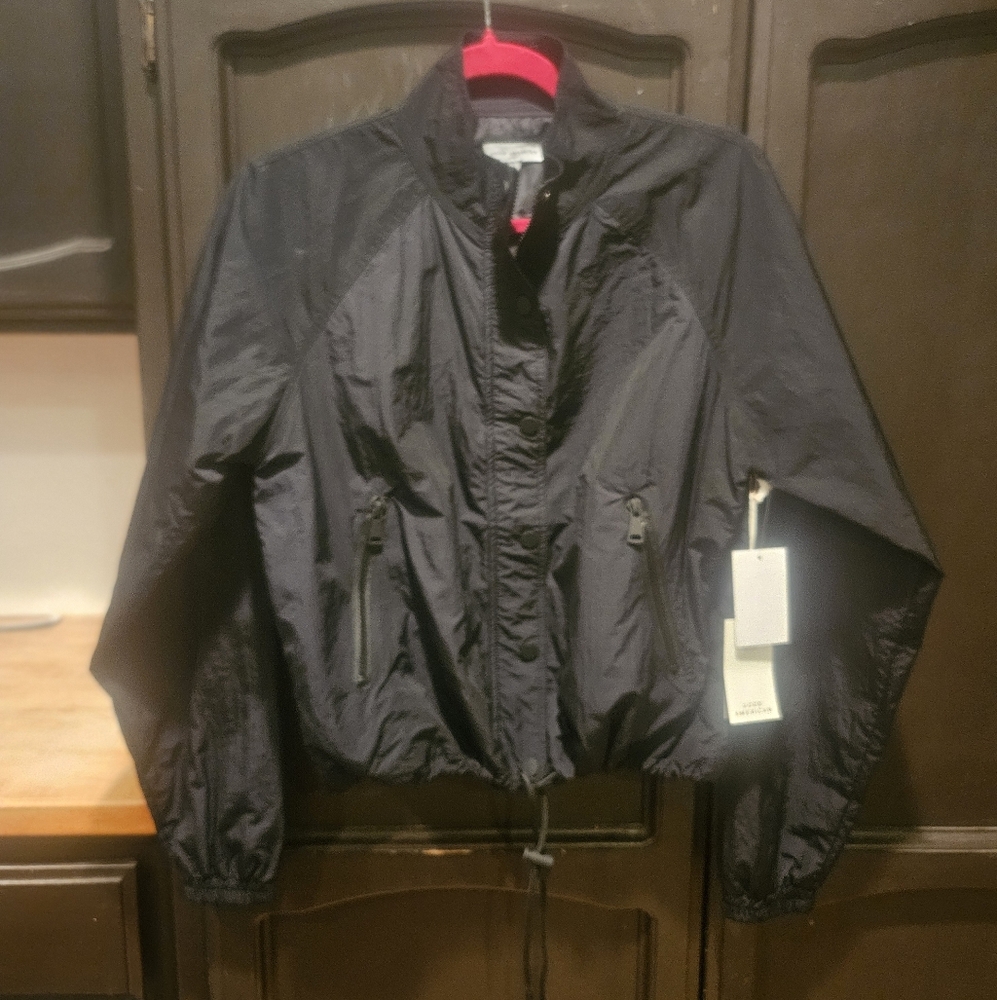 NWT Good American Cropped, Pockets Zip & Snap Lined Nylon Water Resistant Jacket